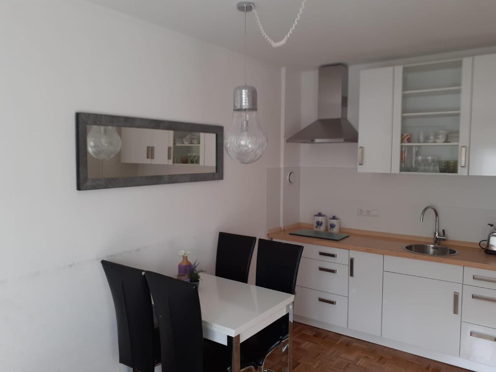 Apartmani Kramar Selce Bilik gambar